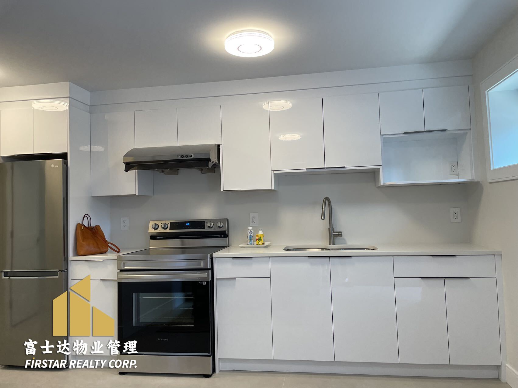 1470 West 57th Avenue